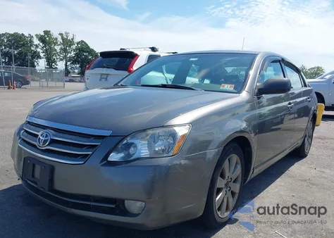 2007 Toyota Avalon Touring z USA, uszkodzony, nr VIN 4T1BK36B97U237128